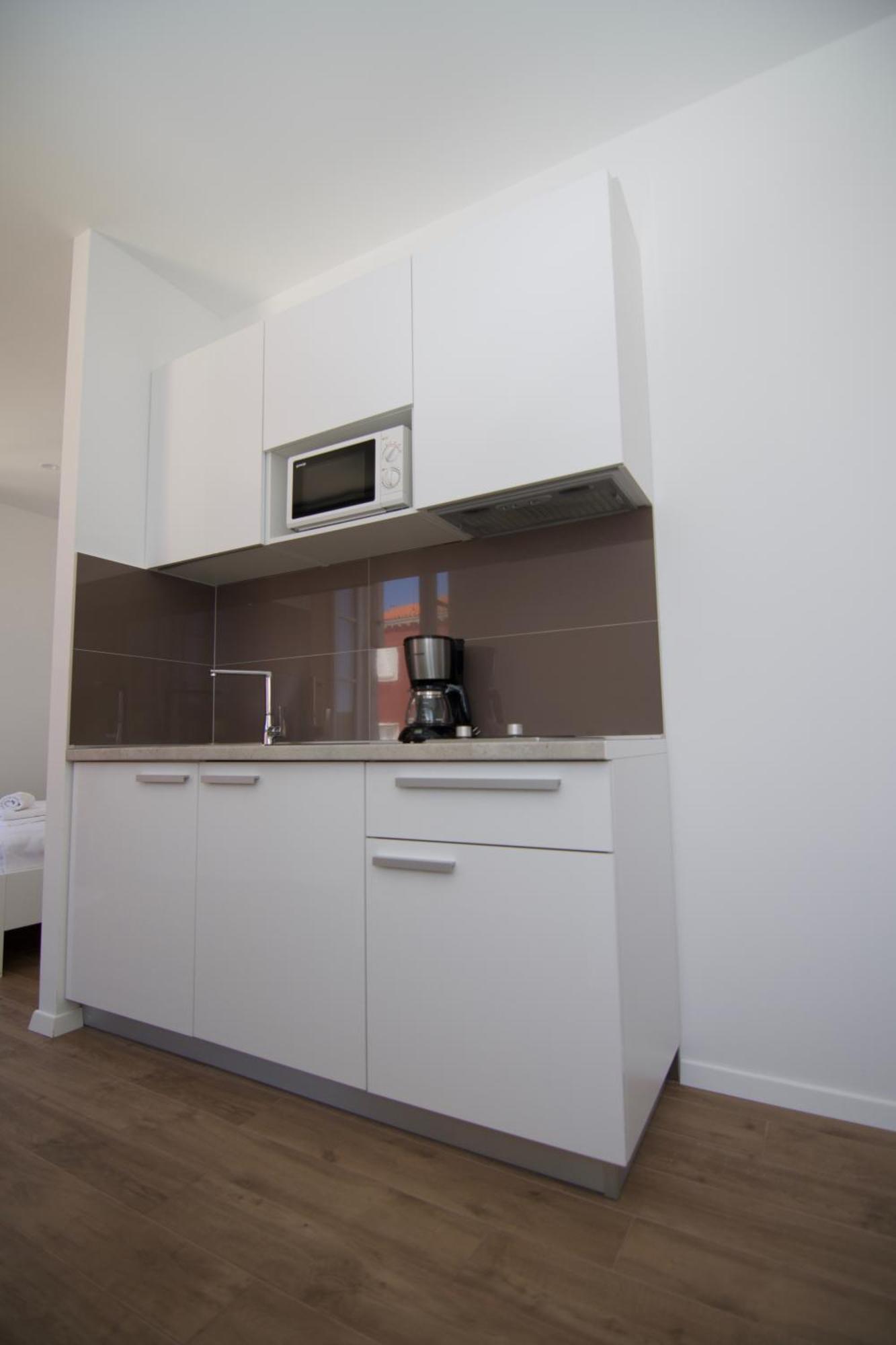 Apartments And Rooms Jospino 木洛希尼 外观 照片